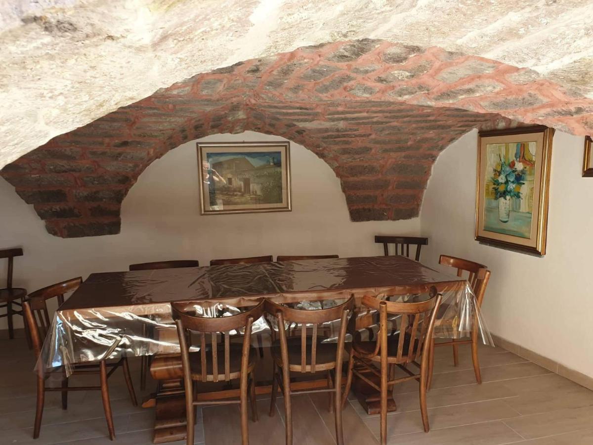 Scano Montiferro Estia Bed & Breakfast エクステリア 写真